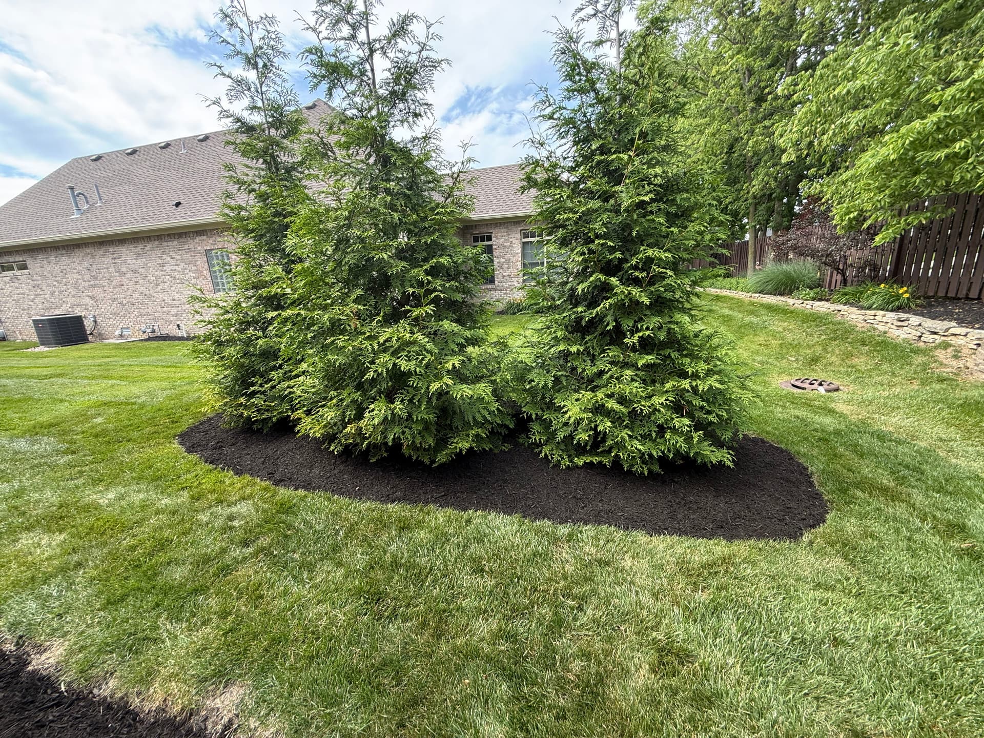 Gallery photos for Black Mulch and Clean Beds Make a Big Difference in Noblesville: Image #4