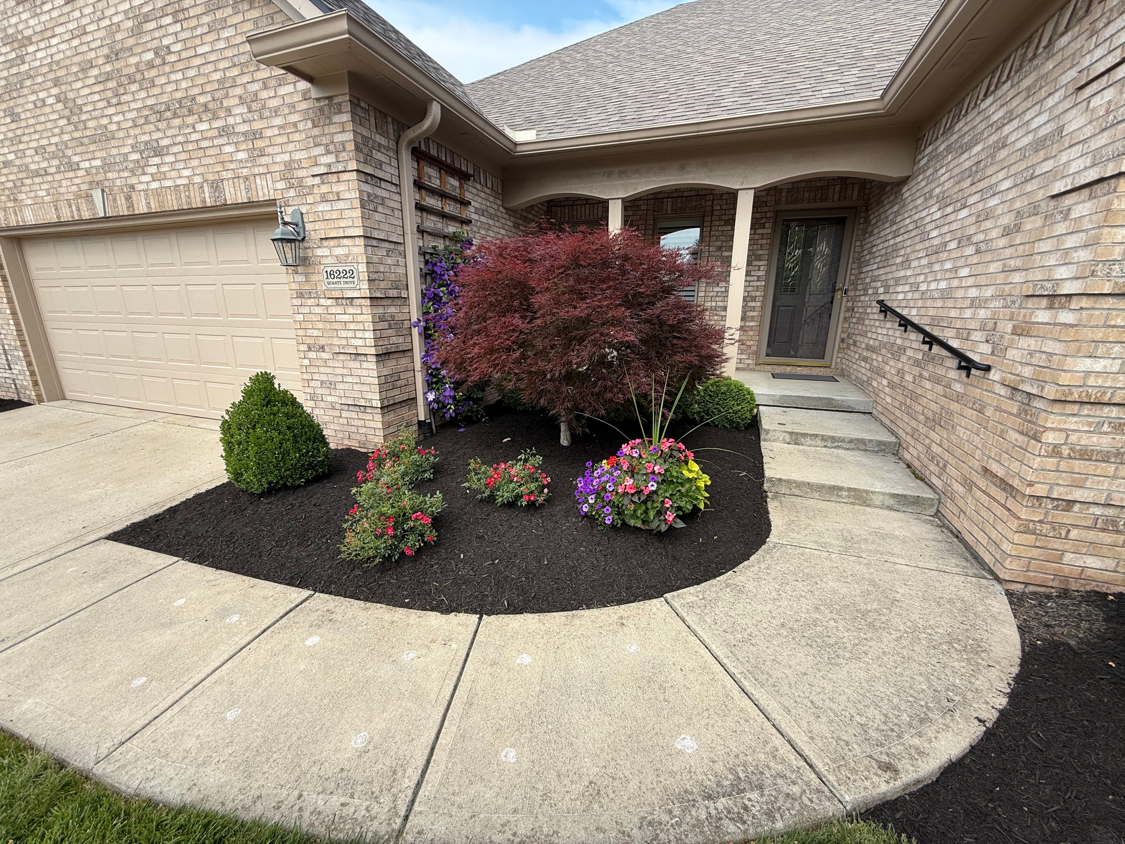 Project Black Mulch and Clean Beds Make a Big Difference in Noblesville image