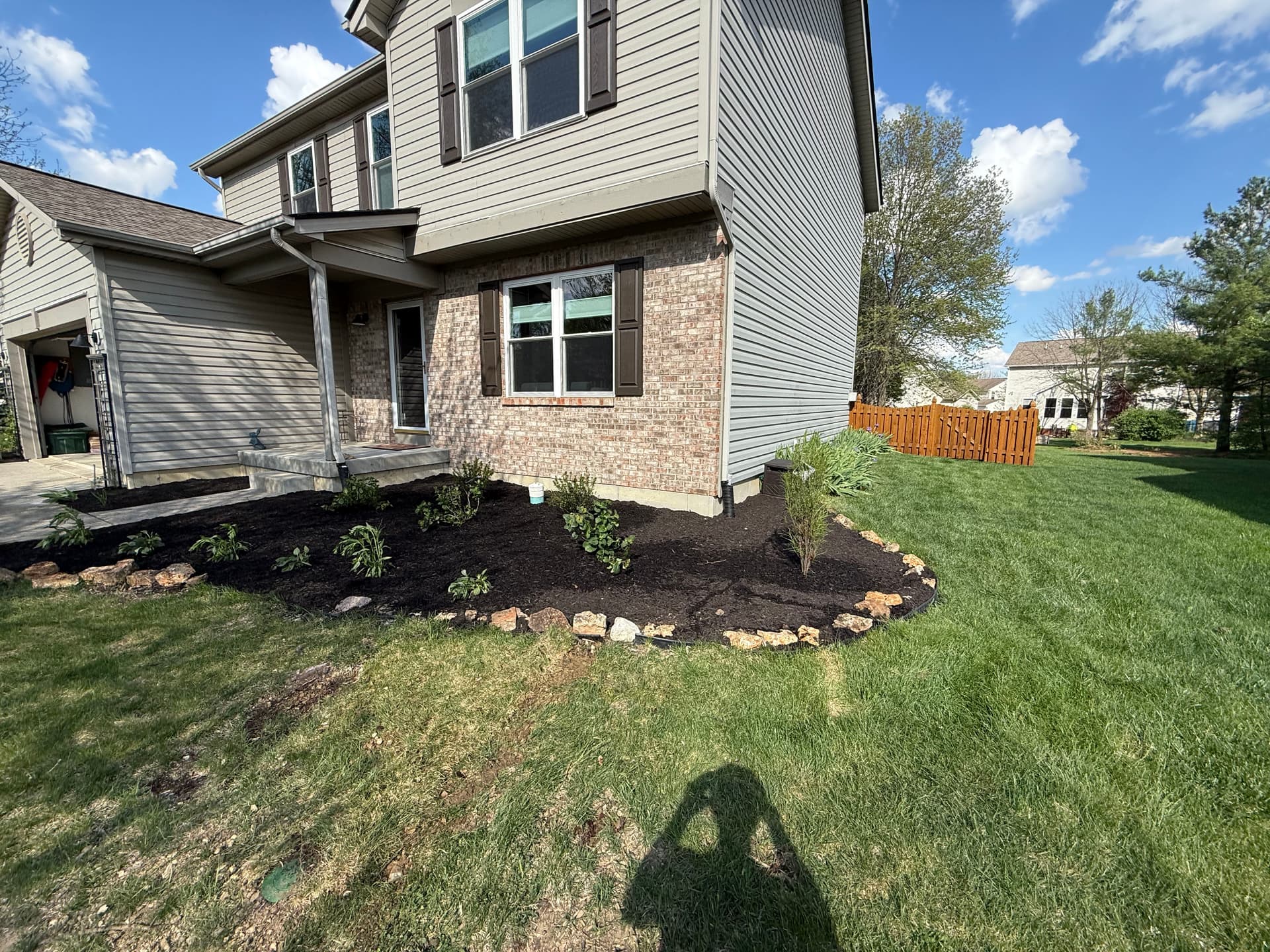 Gallery photos for Shrub Removal, New Plantings and Fresh Mulch in Fishers IN: Image #2